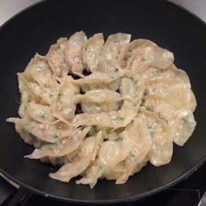 Gyoza baking